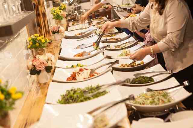 Comment décorer un buffet de salle à manger  ?